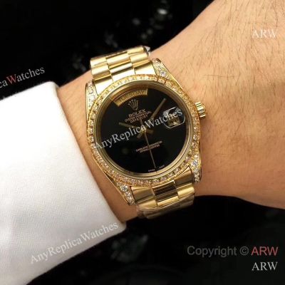 High quality Replica Rolex Day-Date Gold Strap Black Face Dial Gold With White Diamonds Ceramic Bezel Fashion Watch 40mm
